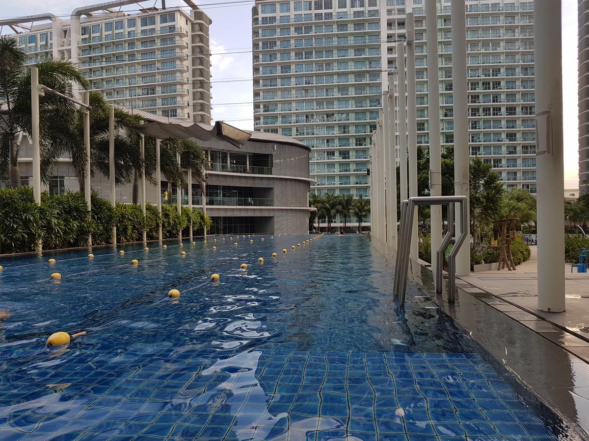 Maui Condotel Azure Residence Маніла Екстер'єр фото