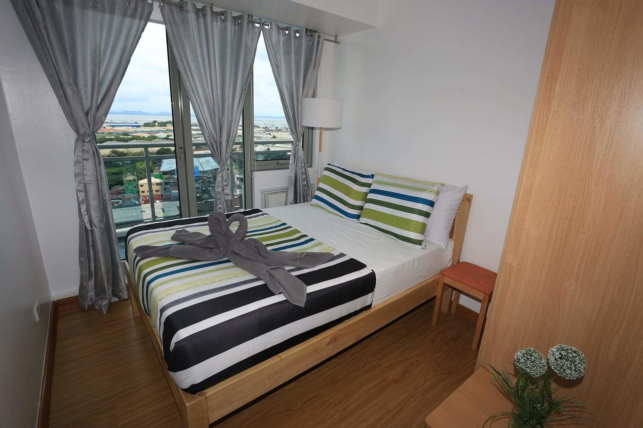 Maui Condotel Azure Residence Маніла Екстер'єр фото