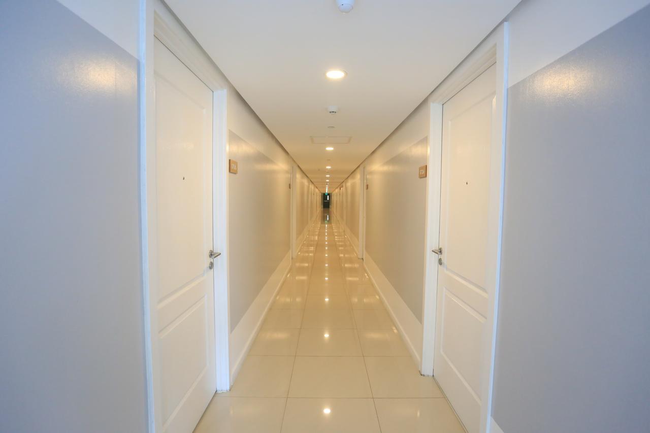 Maui Condotel Azure Residence Маніла Екстер'єр фото